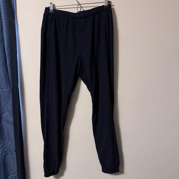 lululemon athletica Other - Lululemon black pant with reflective zipper ankle Size Medium